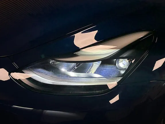 Tesla Model Y 2024 photo 3