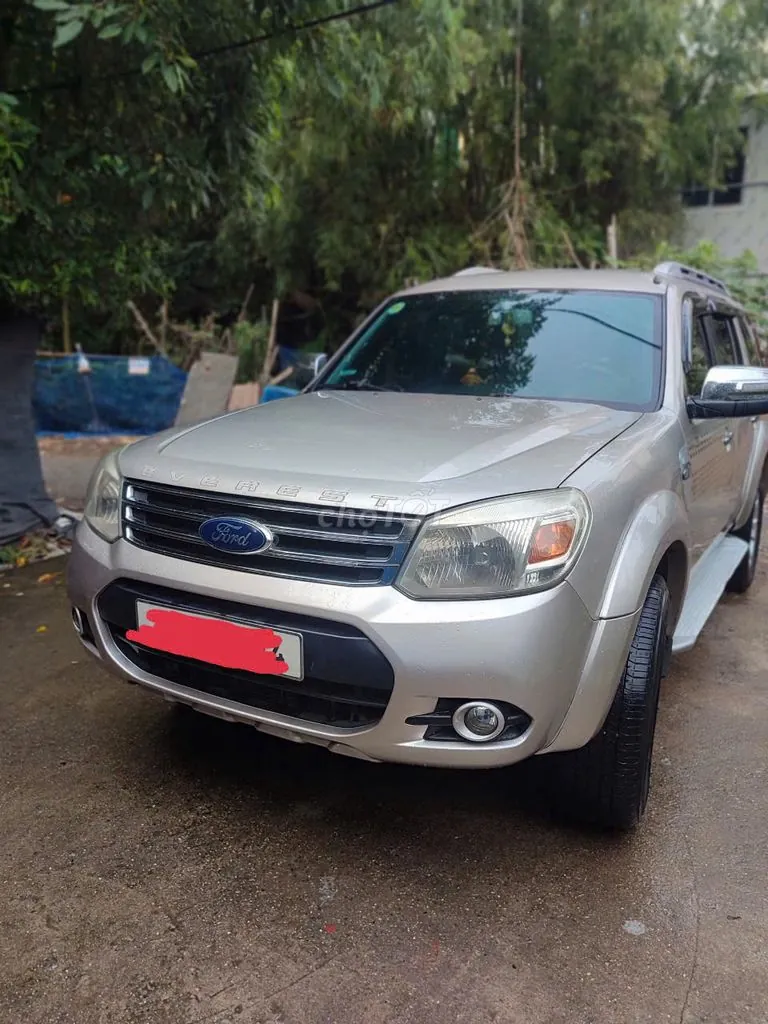 Ford Everest 2013 photo 3