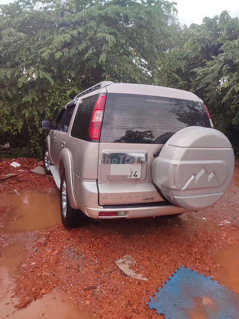 Ford Everest 2013 photo 5