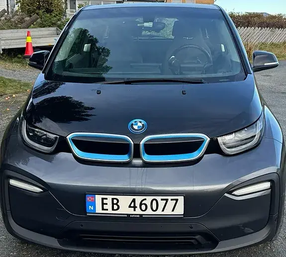 BMW I3