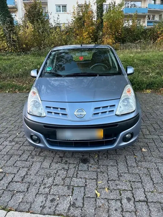 Nissan Pixo