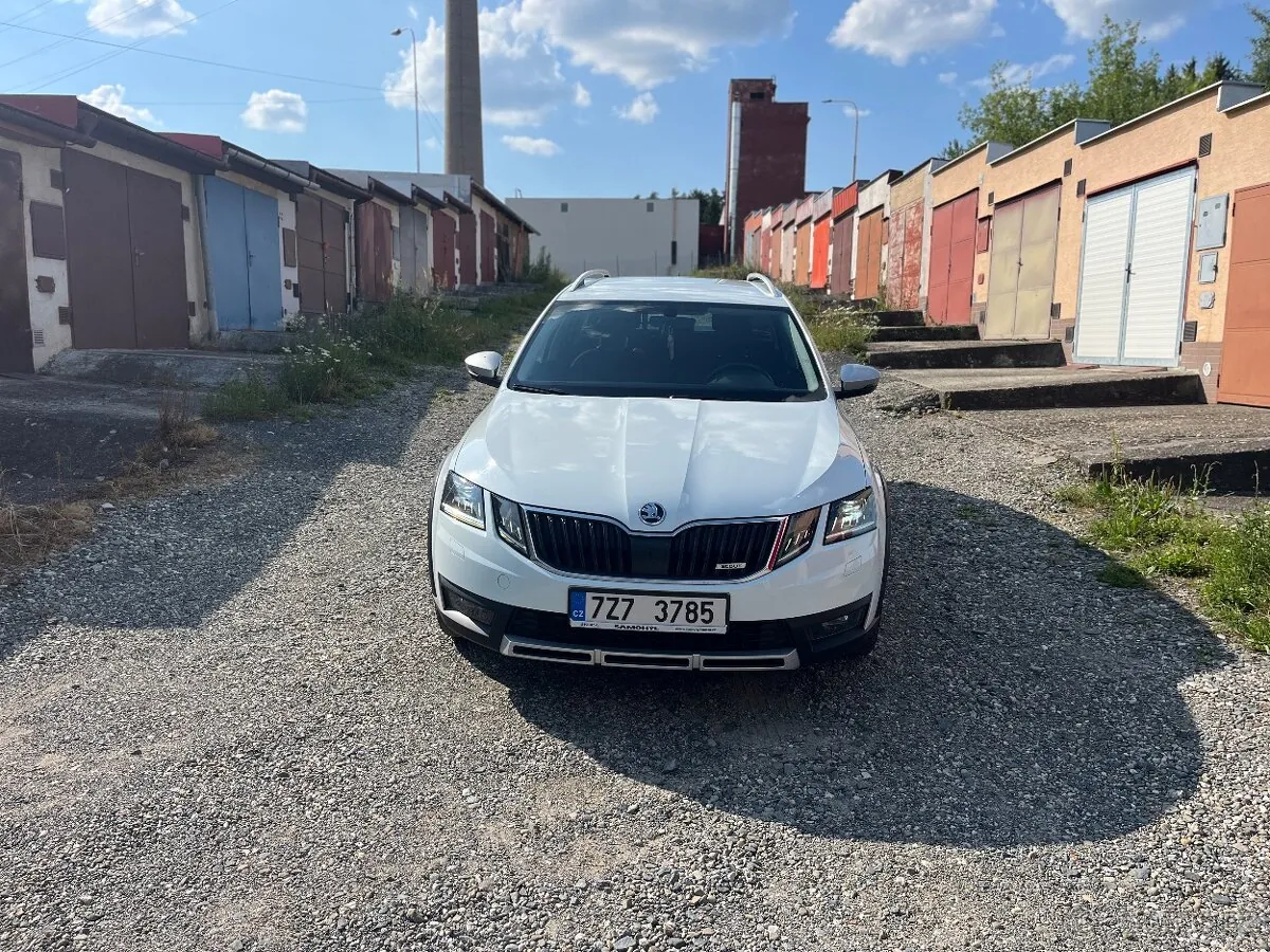 Skoda Octavia Scout 2017 photo 2