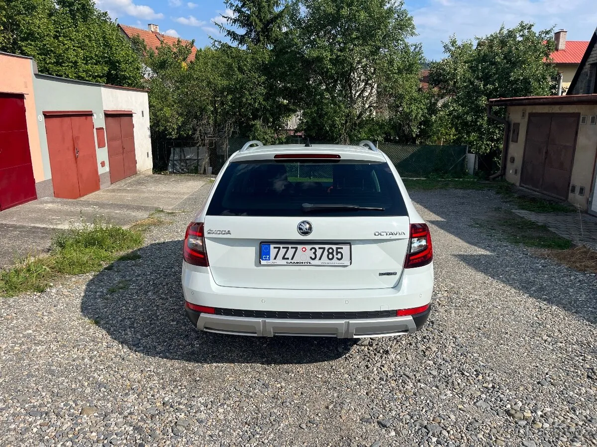 Skoda Octavia Scout 2017 photo 4