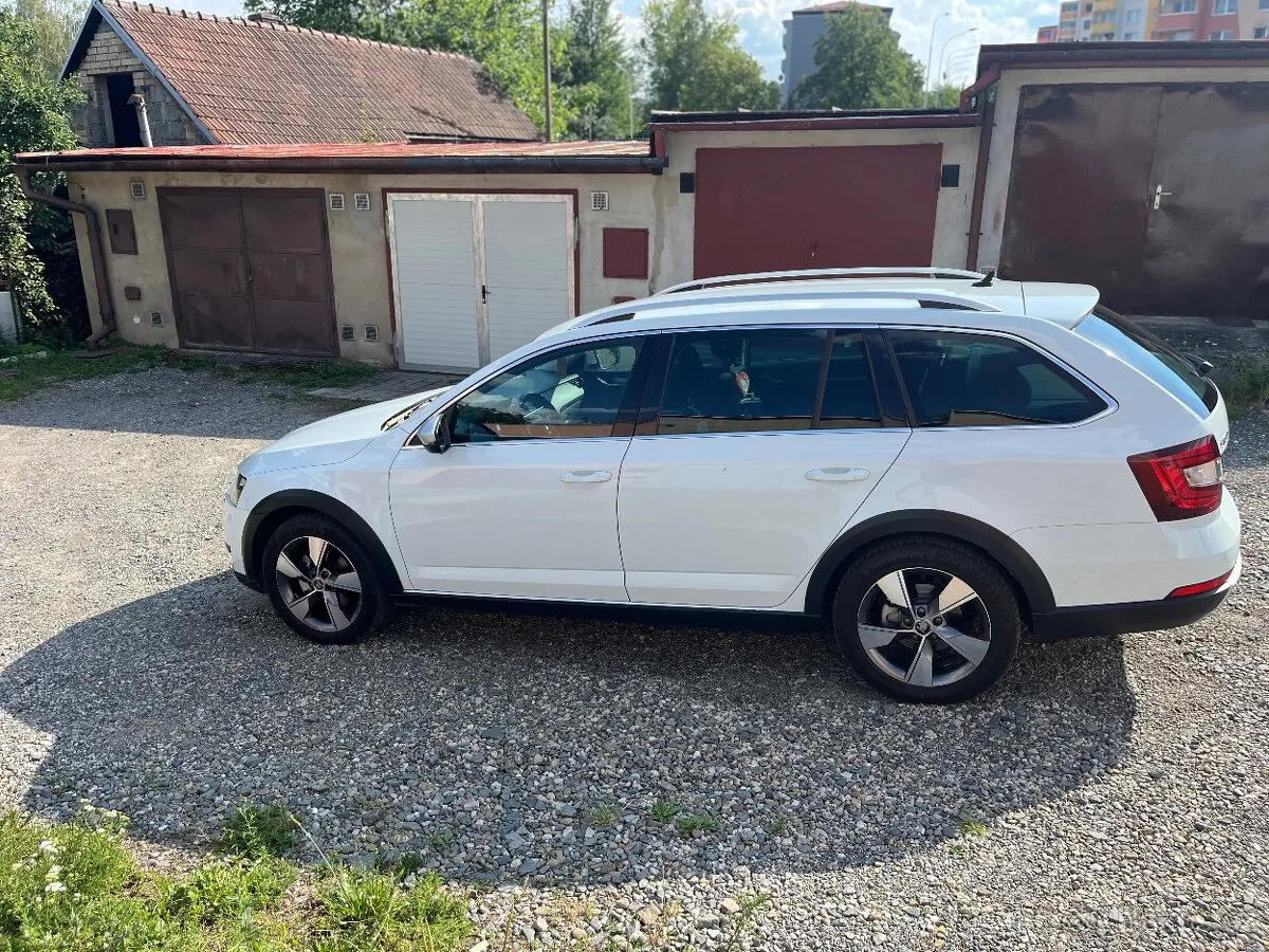 Skoda Octavia Scout 2017 photo 5