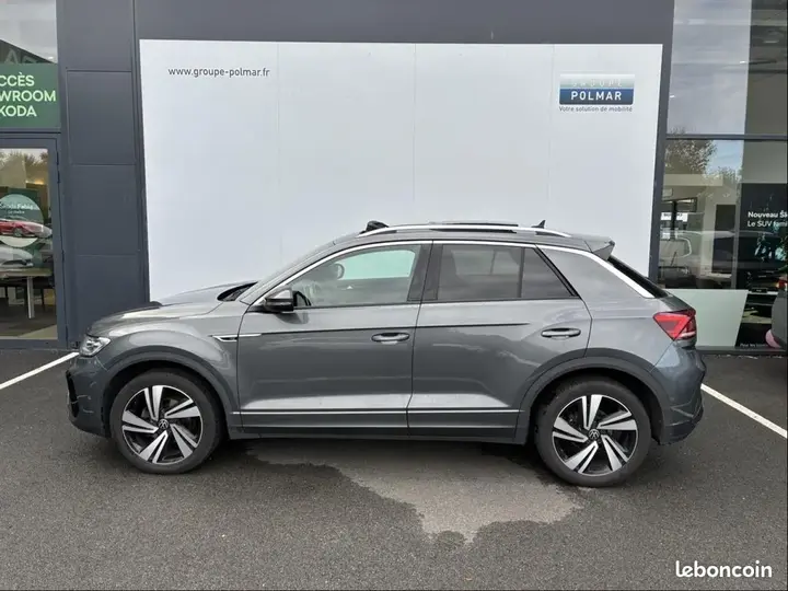 Volkswagen T-Roc 2023 photo 3