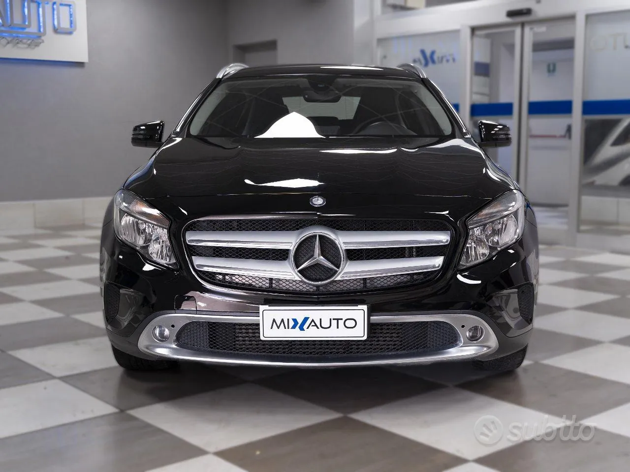 Mercedes-Benz Gla 2017 photo 2