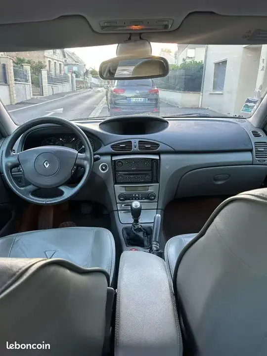 Renault Laguna 2004 photo 3