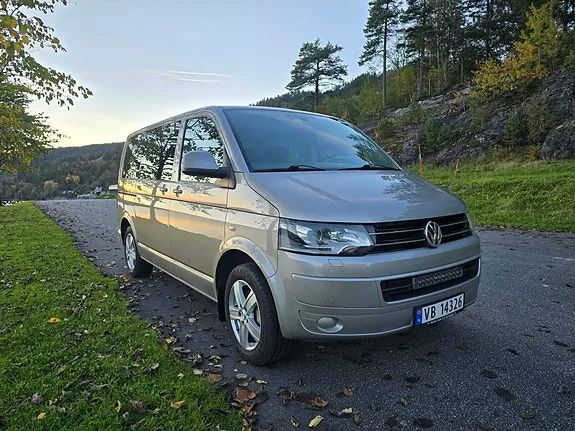 Volkswagen Caravelle 2012 photo 3