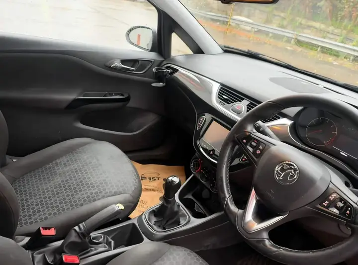 Vauxhall Corsa 2015 photo 3