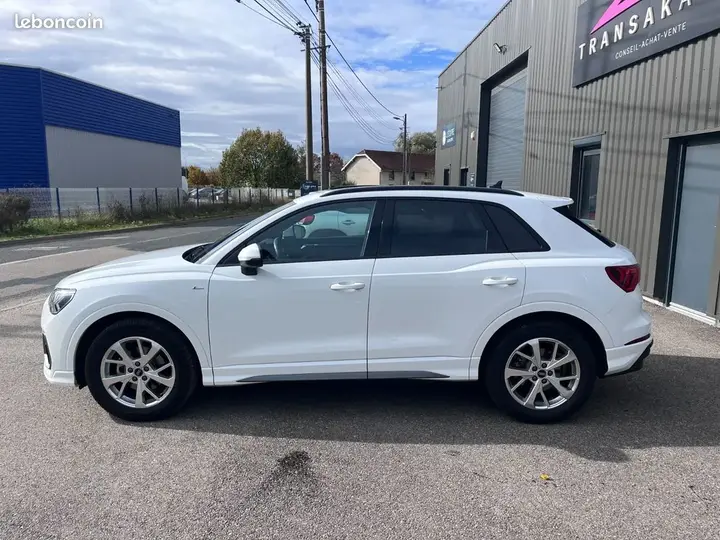 Audi Q3 2023 photo 4
