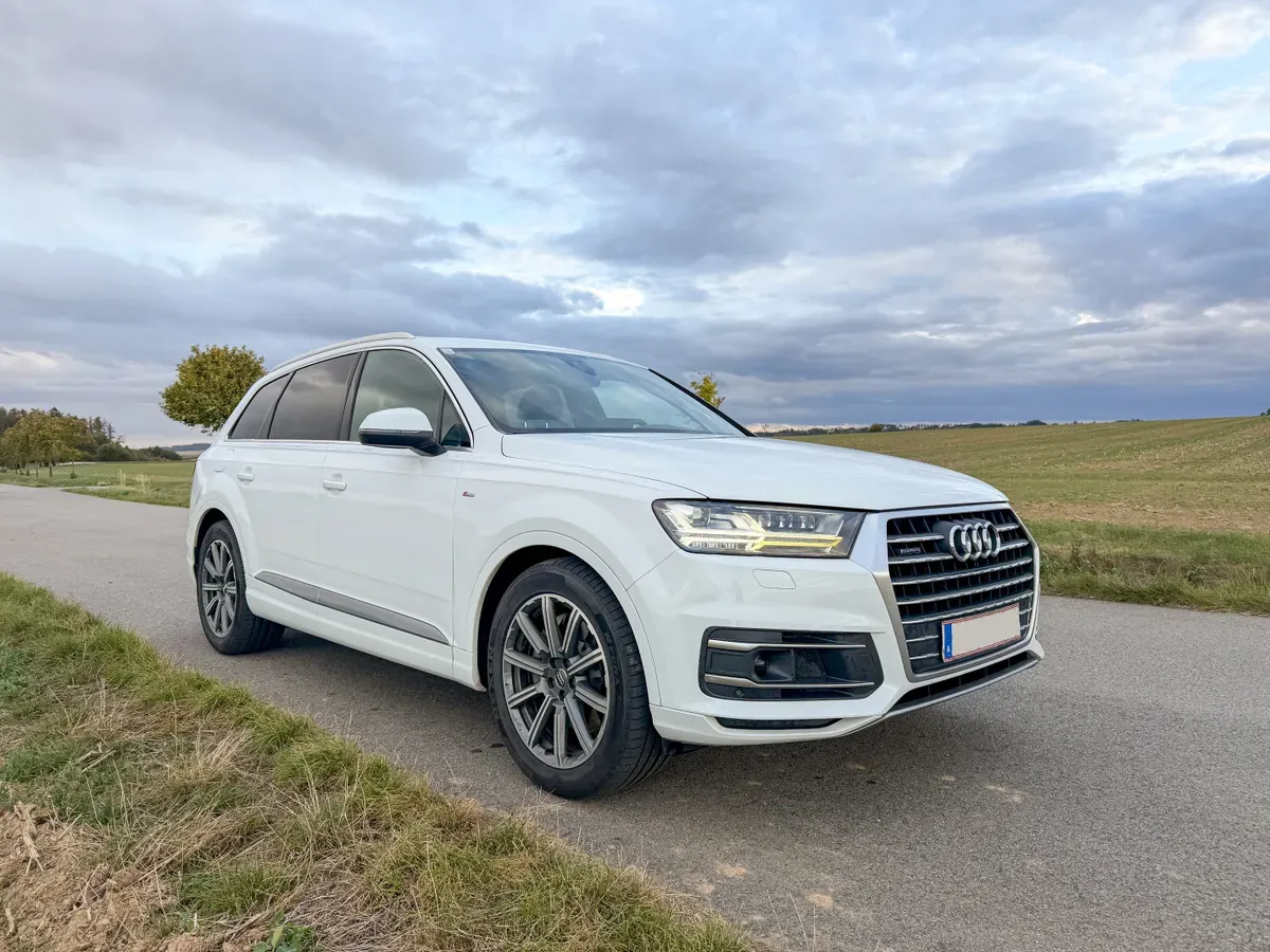 Audi Q7 2019 photo 3