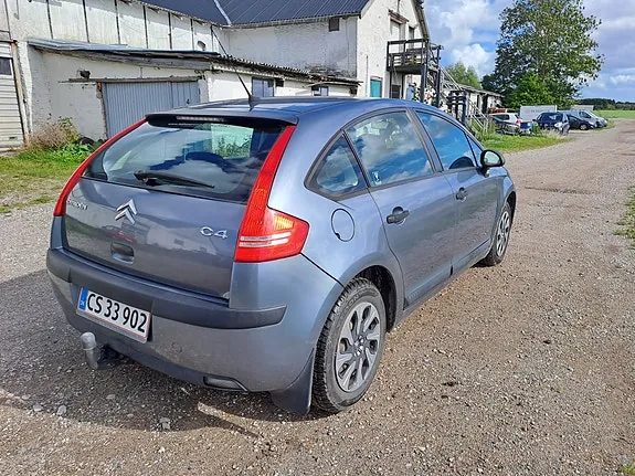 Citroen C4 2007 photo 3