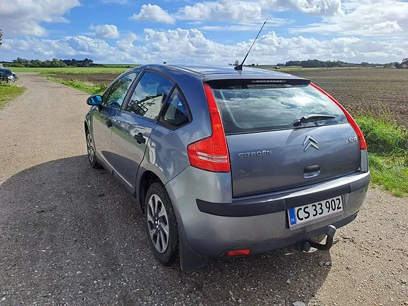 Citroen C4 2007 photo 4