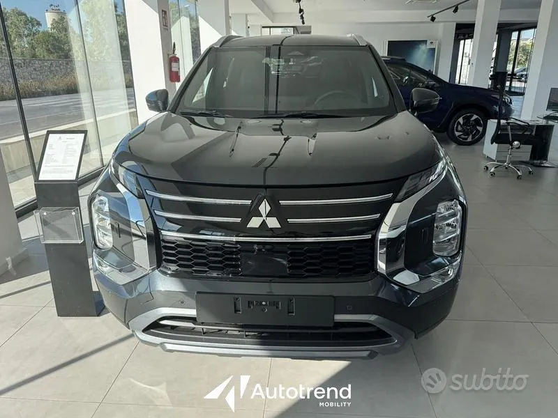 Mitsubishi Outlander 2026 photo 3