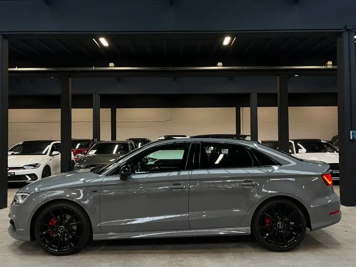 Audi A3 2016 photo 2
