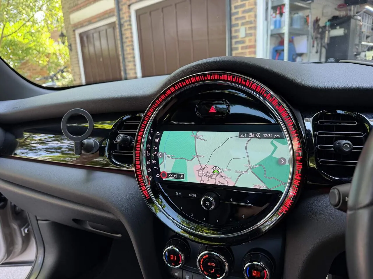 Mini Hatch 2021 photo 4