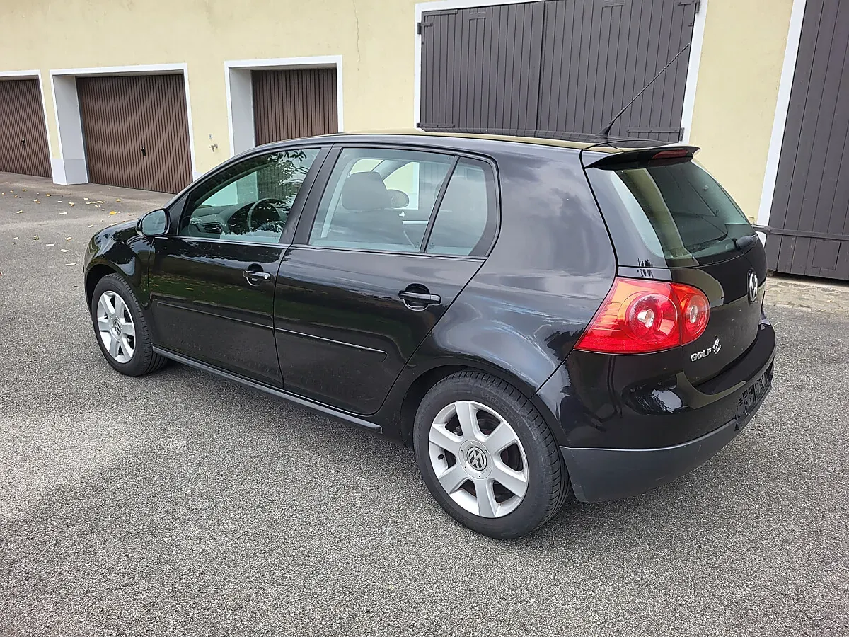 Volkswagen Golf 2008 photo 2