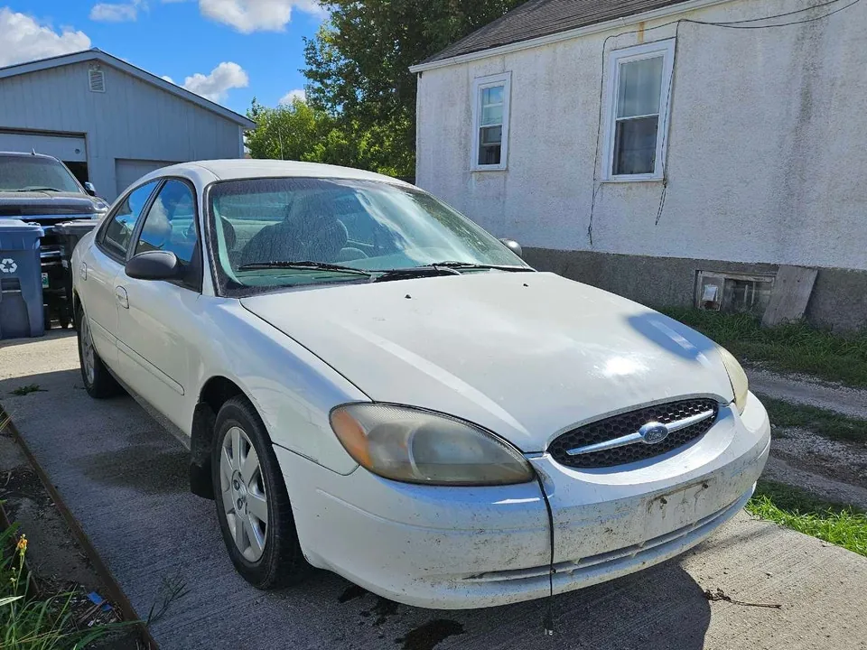 Ford Taurus