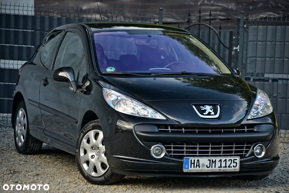 Peugeot 207 2006 photo 2