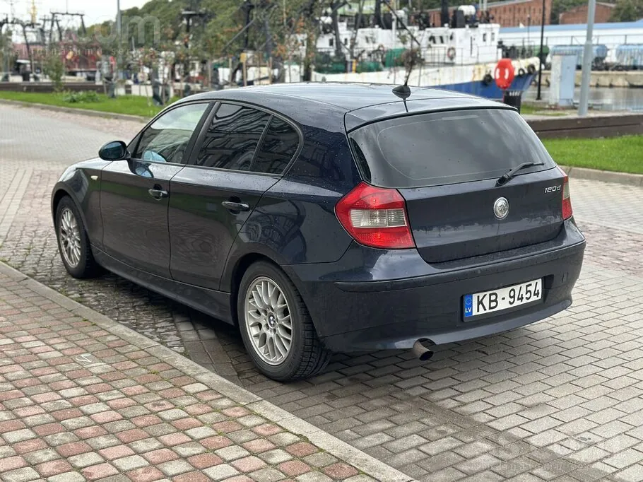 BMW 1 Series 2006 photo 4
