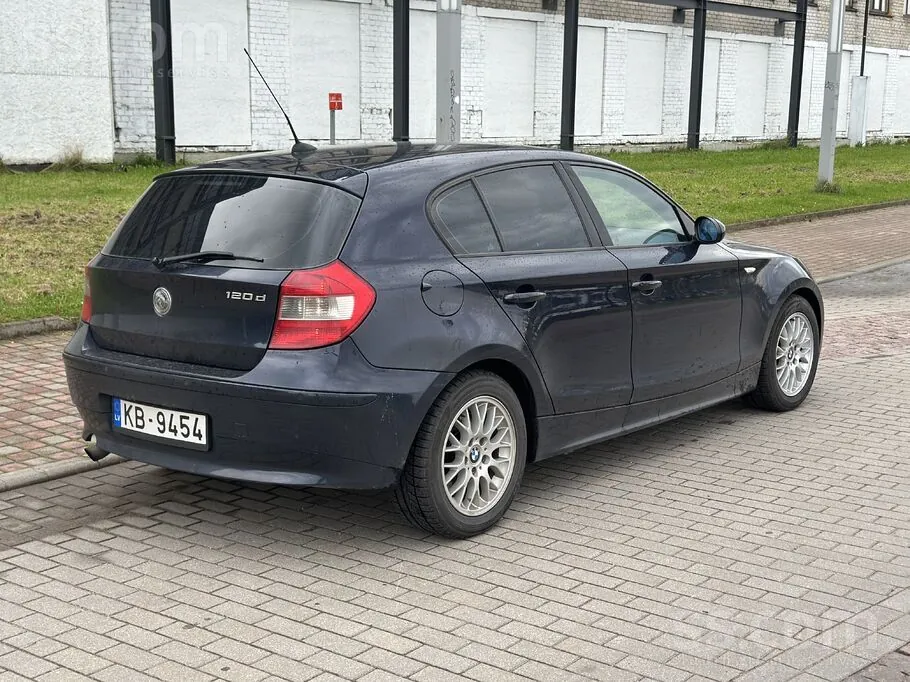 BMW 1 Series 2006 photo 2