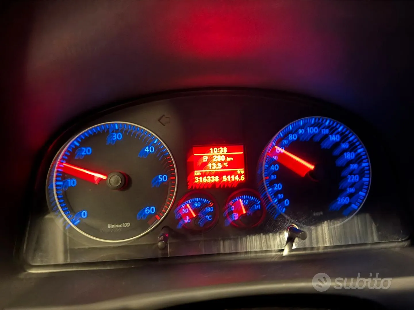 Volkswagen Touran 2006 photo 4