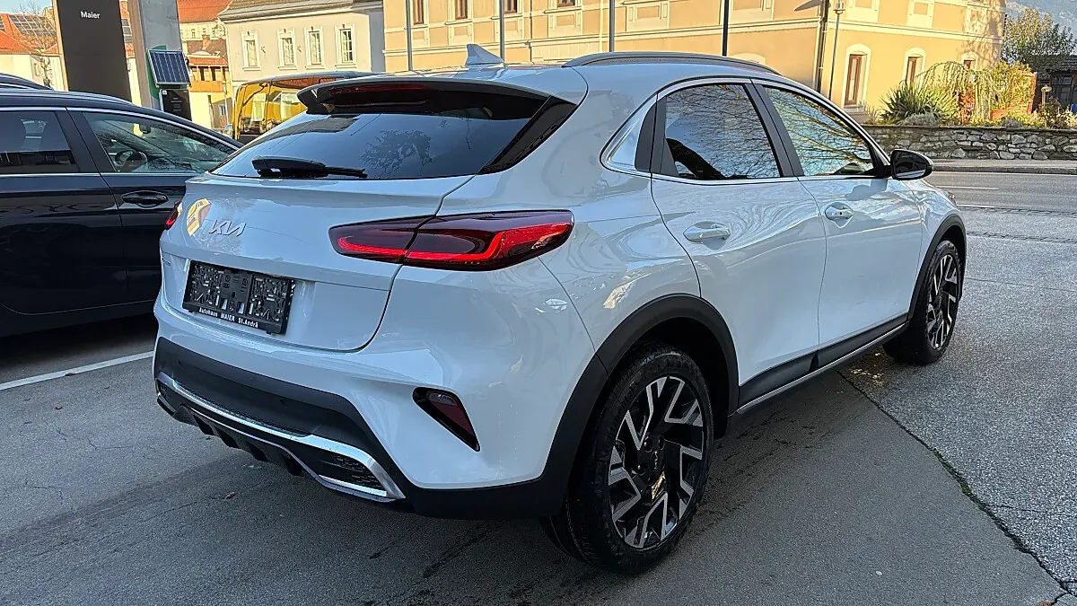 Kia Xceed photo 3