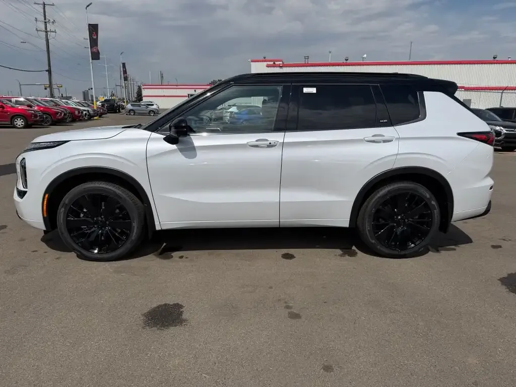 Mitsubishi Outlander 2026 photo 5