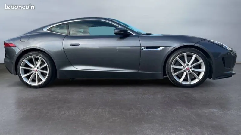 Jaguar F-Type