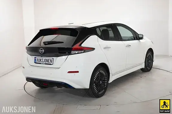 Nissan Leaf 2022 photo 4