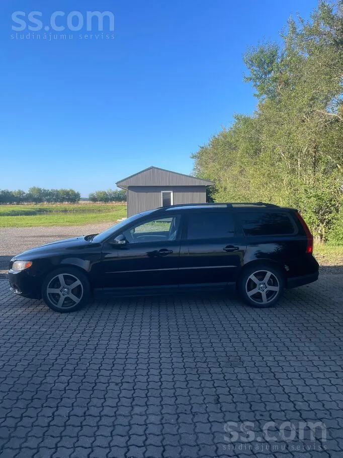 Volvo V70 2009 photo 5