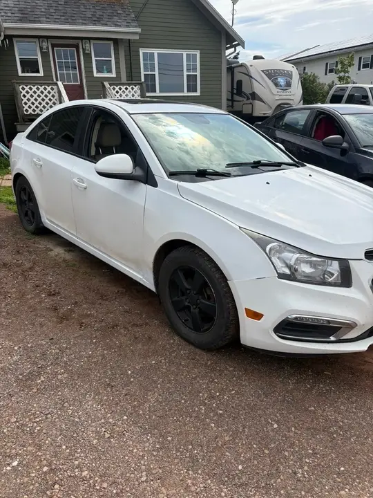 Chevrolet Cruze 2015 photo 2