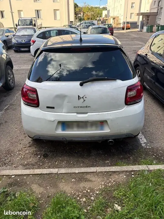Citroen Ds3 2011 photo 3