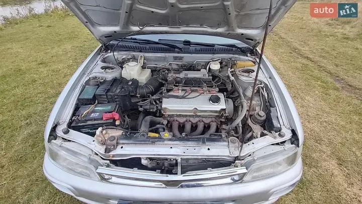 Mitsubishi Lancer 1998 photo 4