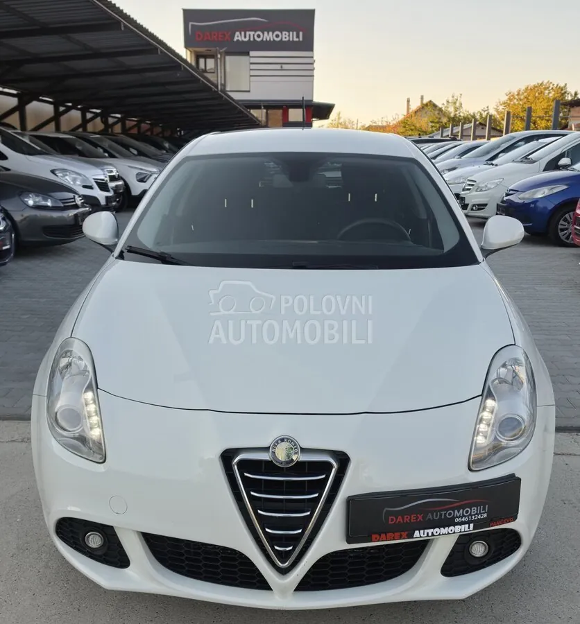 Alfa Romeo Giulietta 2011 photo 3
