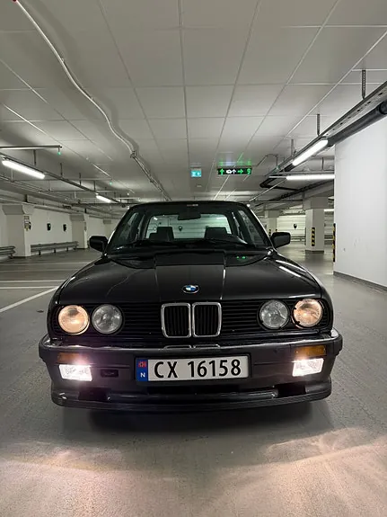 BMW 323I 1986 photo 3
