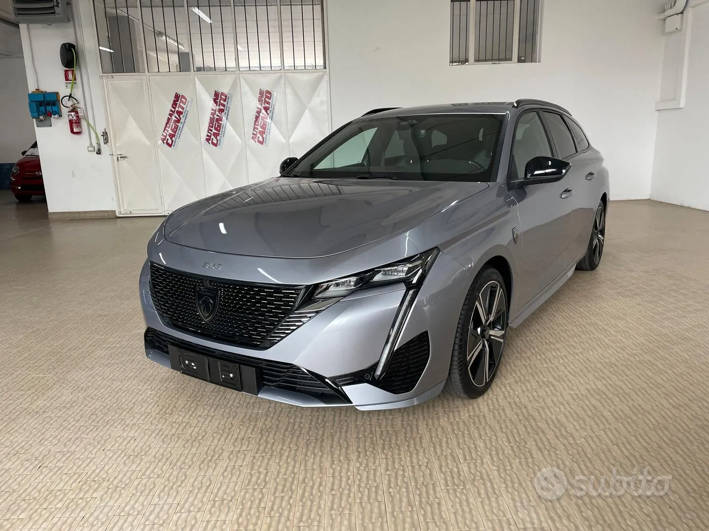 Peugeot 308 2025 photo 2