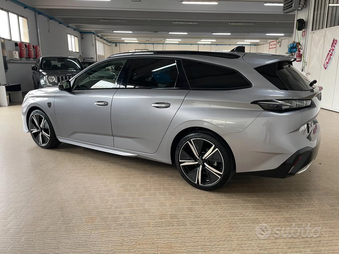 Peugeot 308 2025 photo 4