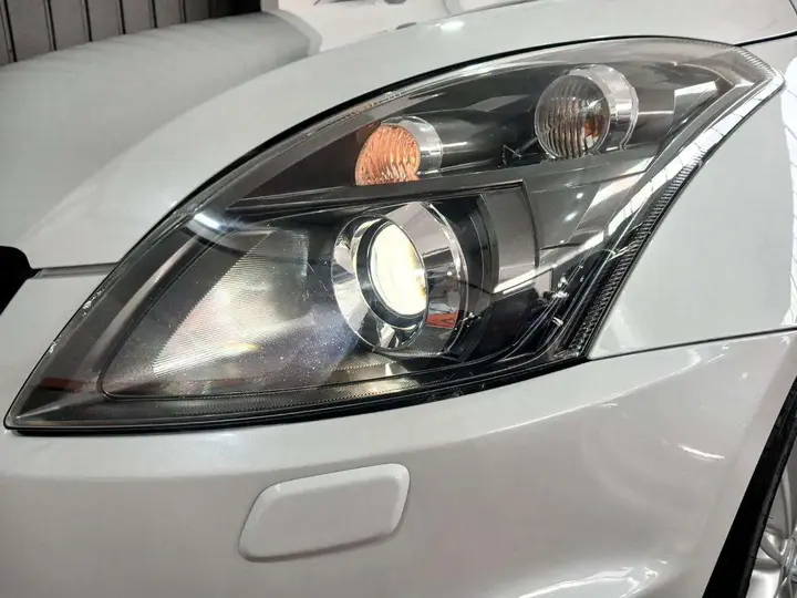 Suzuki Swift Sport 2016 photo 3