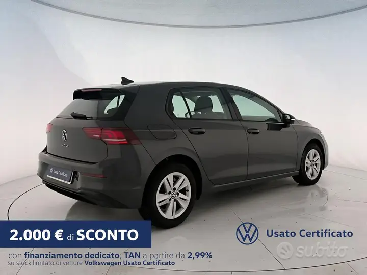 Volkswagen Golf 2025 photo 2
