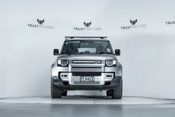 Land Rover Defender 2022 photo 5