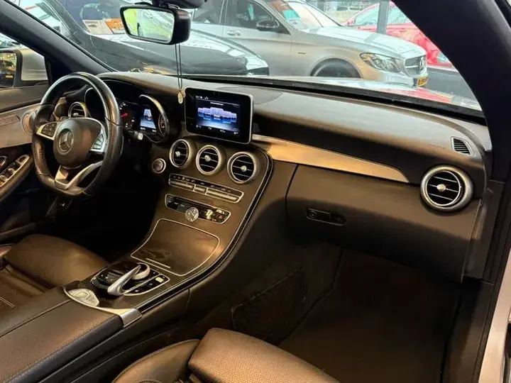 Mercedes-Benz C-Class 2017 photo 2