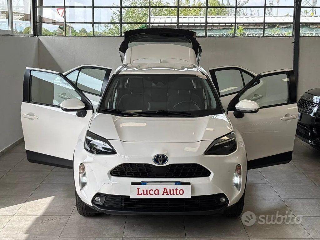 Toyota Yaris Cross 2022 photo 2
