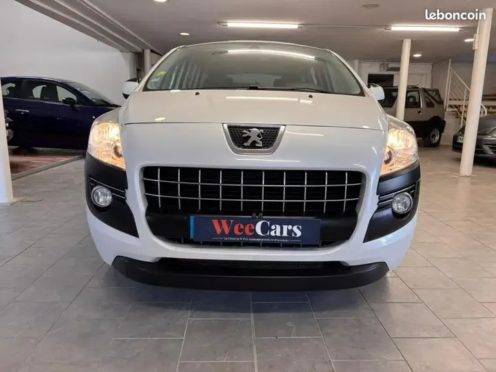 Peugeot 3008 2011 photo 2