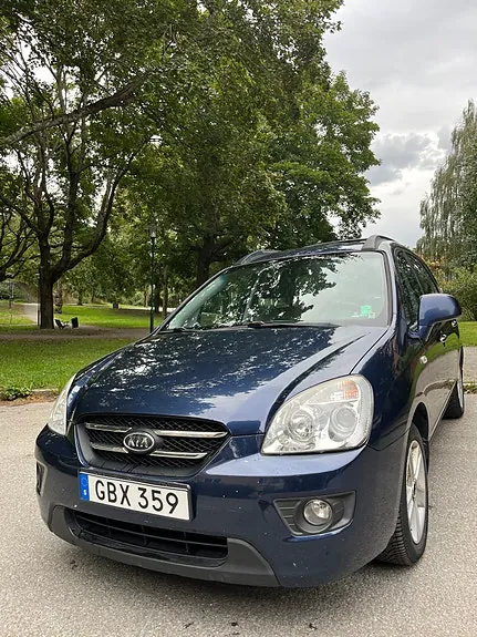 Kia Carens 2008 photo 2