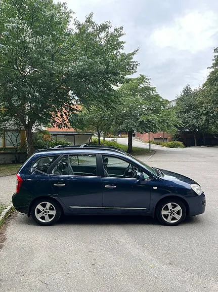 Kia Carens 2008 photo 5