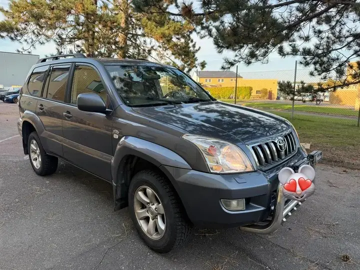 Toyota Land Cruiser