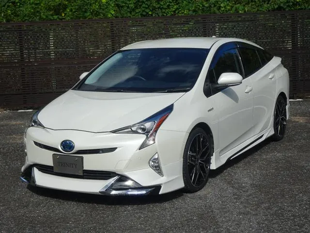 Toyota Prius 2017 photo 3