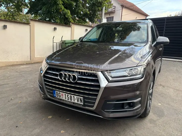 Audi Q7 2015 photo 3