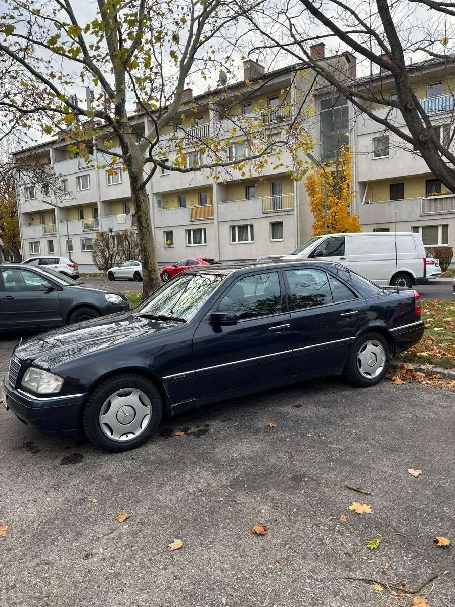 Mercedes-Benz C-Class 1994 photo 2